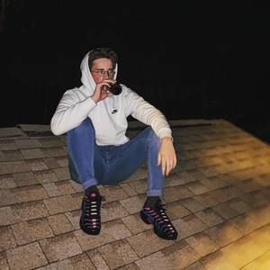 Meet your Posher, Patrick